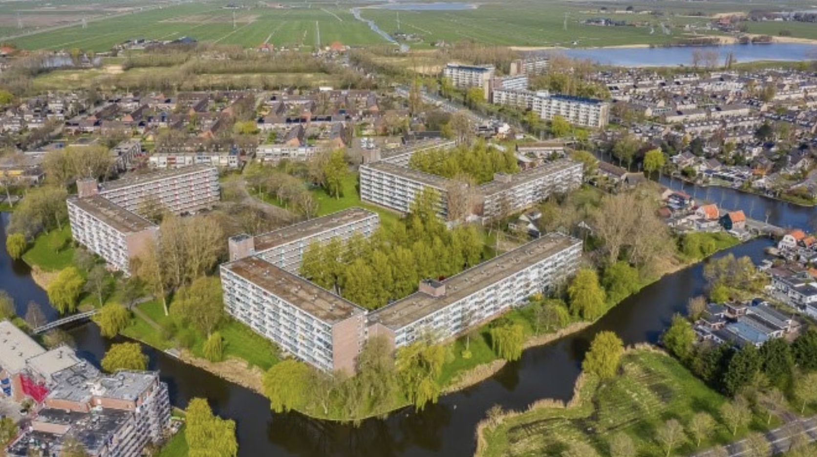 De Beren, Krommenie — foto 1